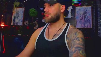 LexHardy live cam on Cam4
