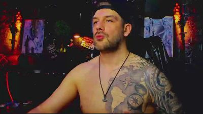 LexHardy live cam on Cam4