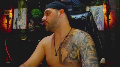 LexHardy live cam on Cam4