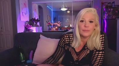 Lexi_shocker live cam on Cam4