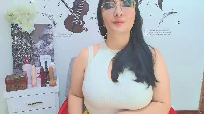 Lexy_lunahot live cam on Cam4
