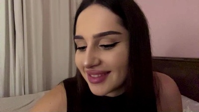 LeylaLambey live cam on Cam4