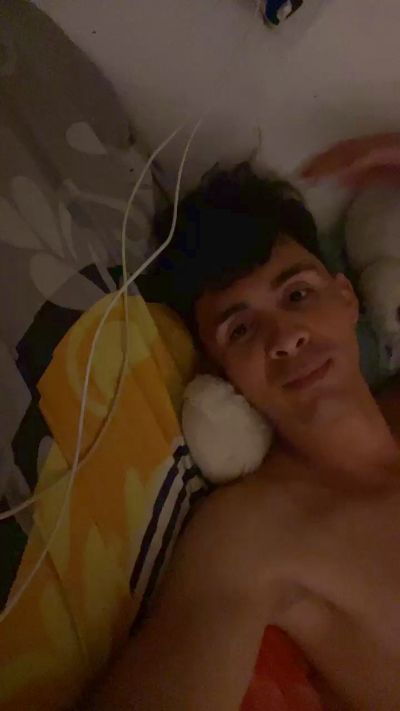 Profile and Statistics for Lezaco on Cam4