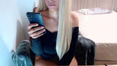 Lia9Lumi live cam on Cam4