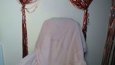 LiaHearts_ live cam on Cam4
