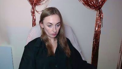 LiaHearts_ live cam on Cam4
