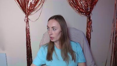LiaHearts_ live cam on Cam4