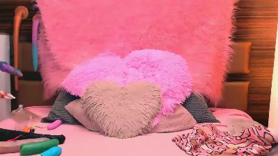LiaMetz live cam on Cam4