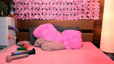 LiaMetz live cam on Cam4
