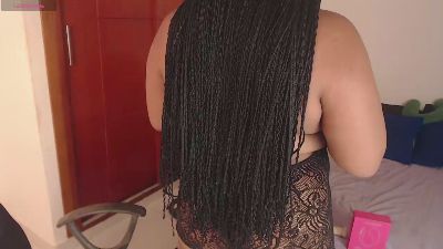 LiaSamanthaM live cam on Cam4