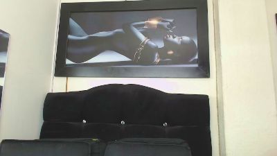 Lia_19 live cam on Cam4
