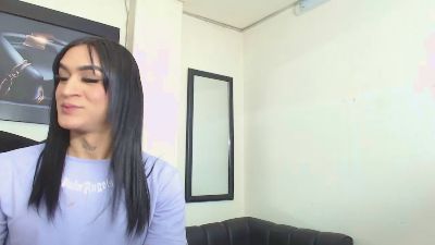 Lia_19 live cam on Cam4