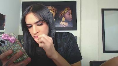 Lia_19 live cam on Cam4