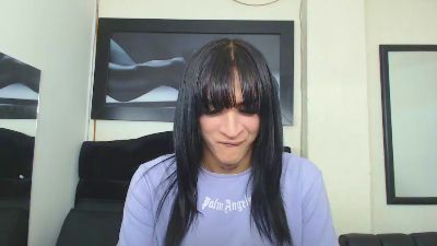Lia_19 live cam on Cam4