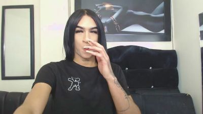 Lia_19 live cam on Cam4