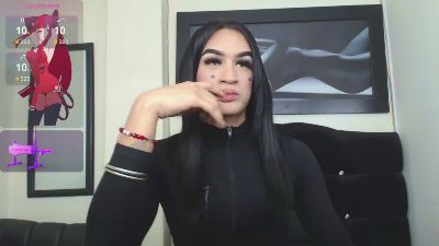 Lia_19 live cam on Cam4