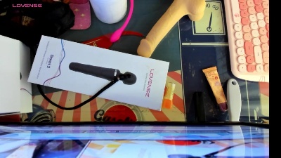 Lia_baby live cam on Cam4