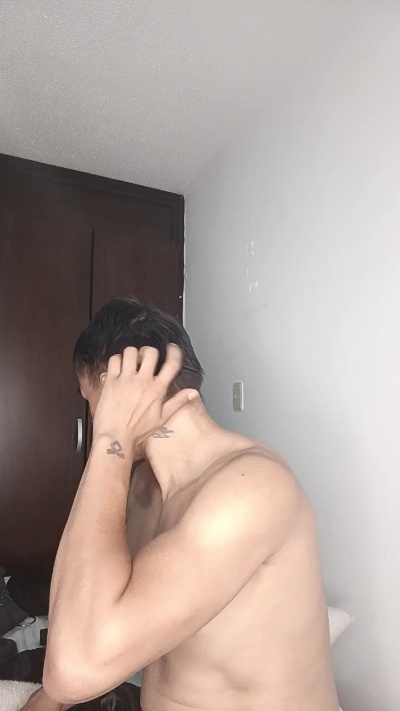 LiamDeep live cam on Cam4