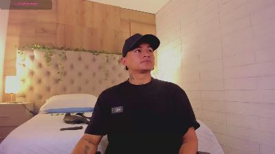 LiamDeep live cam on Cam4