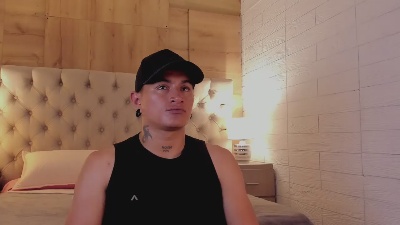 LiamDeep live cam on Cam4