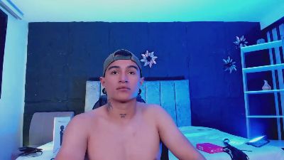LiamDeep live cam on Cam4