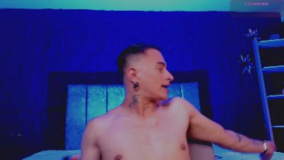 LiamDeep live cam on Cam4