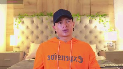 LiamDeep live cam on Cam4