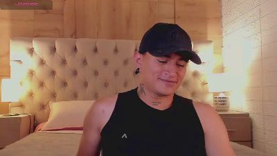 LiamDeep live cam on Cam4