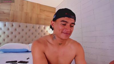 LiamDeep live cam on Cam4