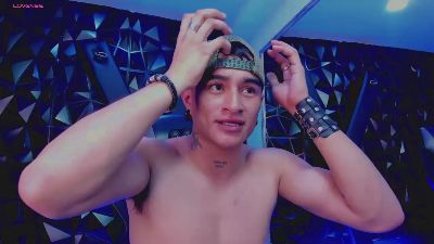 LiamDeep live cam on Cam4