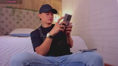 LiamDeep live cam on Cam4