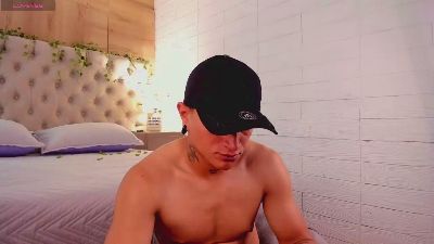 LiamDeep live cam on Cam4