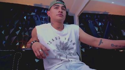 LiamDeep live cam on Cam4