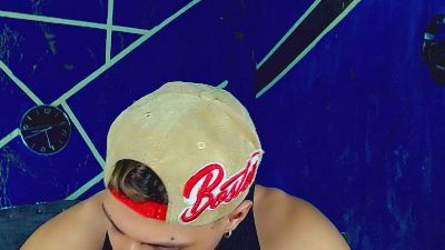 LiamScottt live cam on Cam4