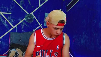 LiamScottt live cam on Cam4