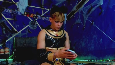 LiamScottt live cam on Cam4