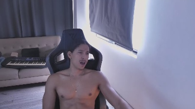 Liam_Volkov live cam on Cam4