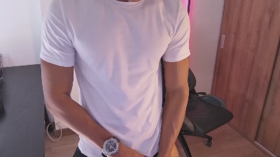 Liam_Volkov live cam on Cam4