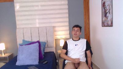 Liam_boy_cum_ webcam