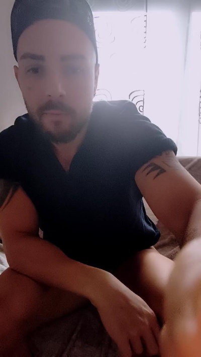 Liam_sexy27 live cam on Cam4
