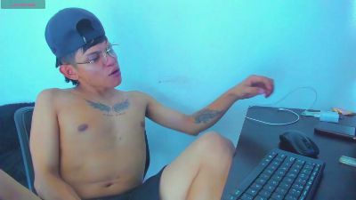 Liam_west_x live cam on Cam4