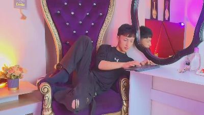 Liamm_Dark live cam on Cam4