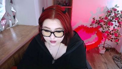 LianaKiss_ live cam on Cam4