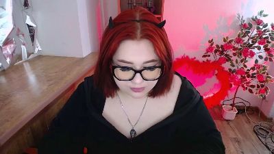 LianaKiss_ live cam on Cam4