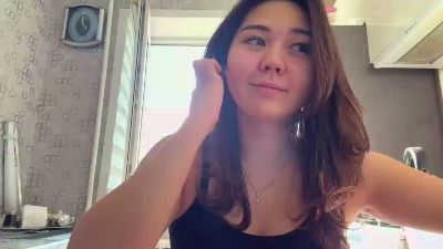LianeDement live cam on Cam4