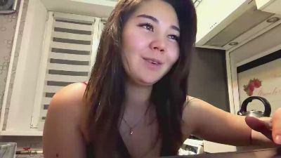 LianeDement live cam on Cam4