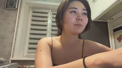 LianeDement live cam on Cam4