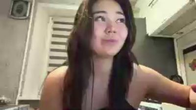 LianeDement live cam on Cam4