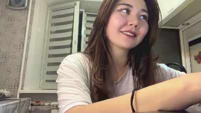 LianeDement live cam on Cam4