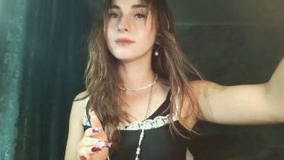 LianeIdell live cam on Cam4